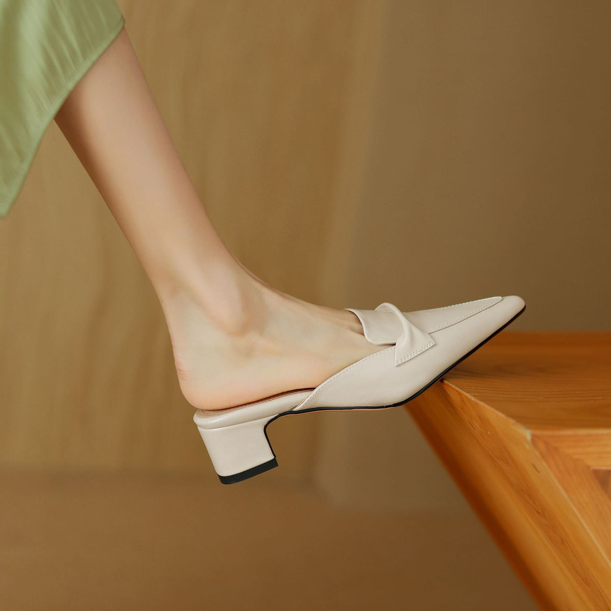 Letizia | Mules à Pointe avec Nœud